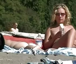 Pomóż facetowi odpocząć, zrelaksować allegro darmowe filmy porno się w kuchni