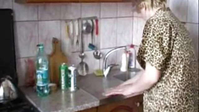 Zacząłem grać na zewnątrz darmowe sex film