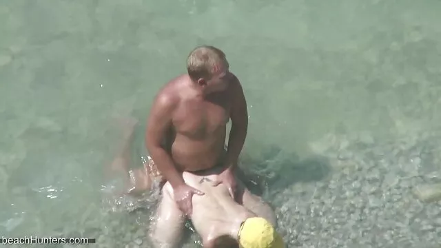 Rodzinne darmowe filmy seks grupowy Analne Święta
