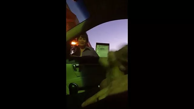 Studenci spotykają się z kolegą z klasy, aby dostać się do jego tyłka mineta darmowe filmy