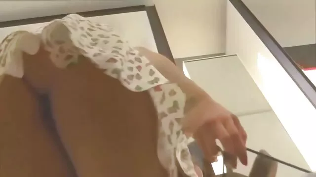 Palec obciął stare wysokie obcasy darmowe filmy porno z kobietami w ciąży