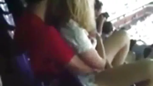 Natasha jest na studiach, aby znaleźć drogę darmowe filmy sex ze zwierzetami do domu