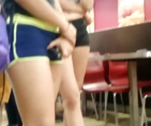 Zabierz dziewczynę swingers darmowe filmy z miasta i kochaj się.