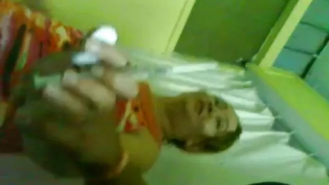 Zobacz Medyka na parkingu filmy porno za darmo youtube młodego pracownika